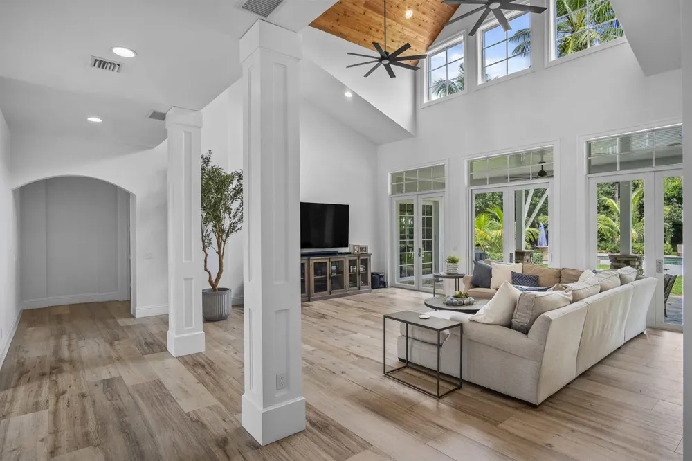 4786 Ridgewood Road E Boynton Beach, FL 33436
