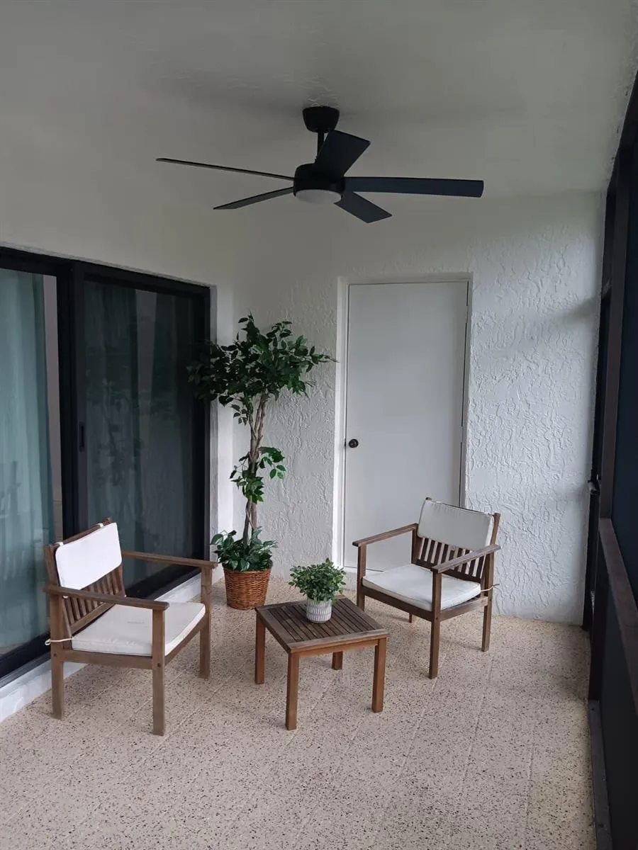 10953 Hidden Lake Place Boca Raton, FL 33498