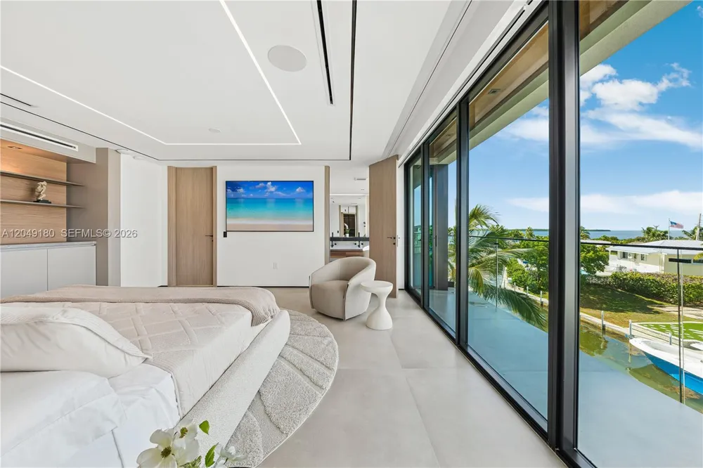 Address Not Shown Key Largo, FL 33037