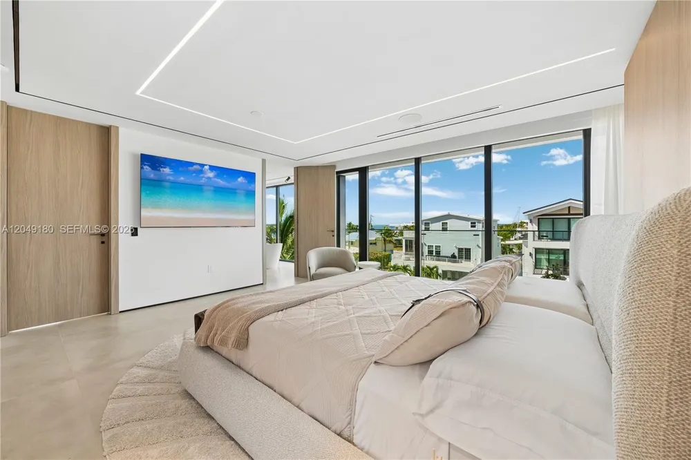 Address Not Shown Key Largo, FL 33037