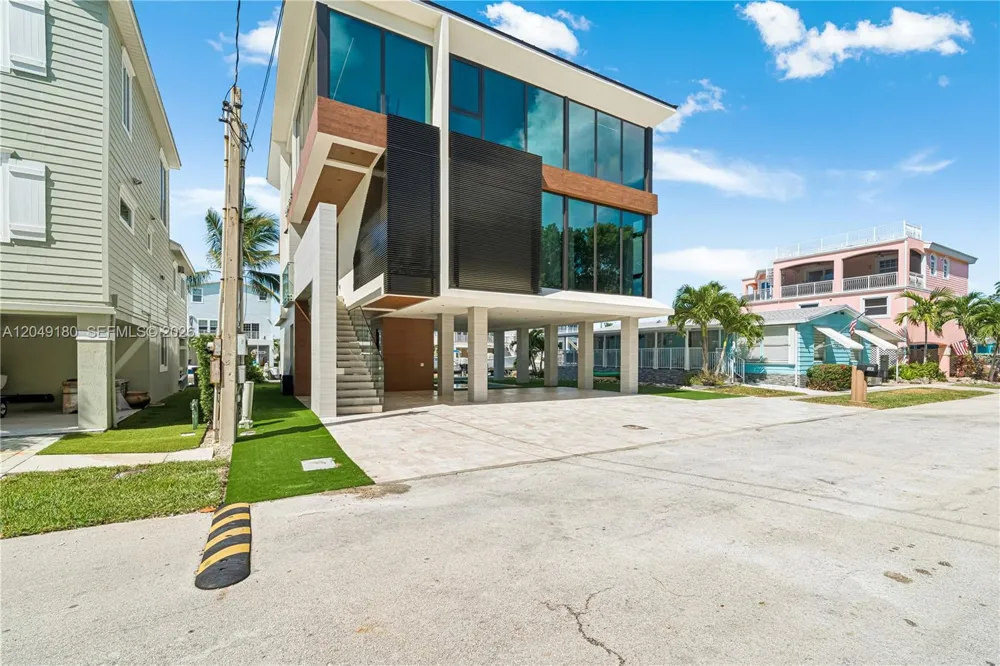 Address Not Shown Key Largo, FL 33037