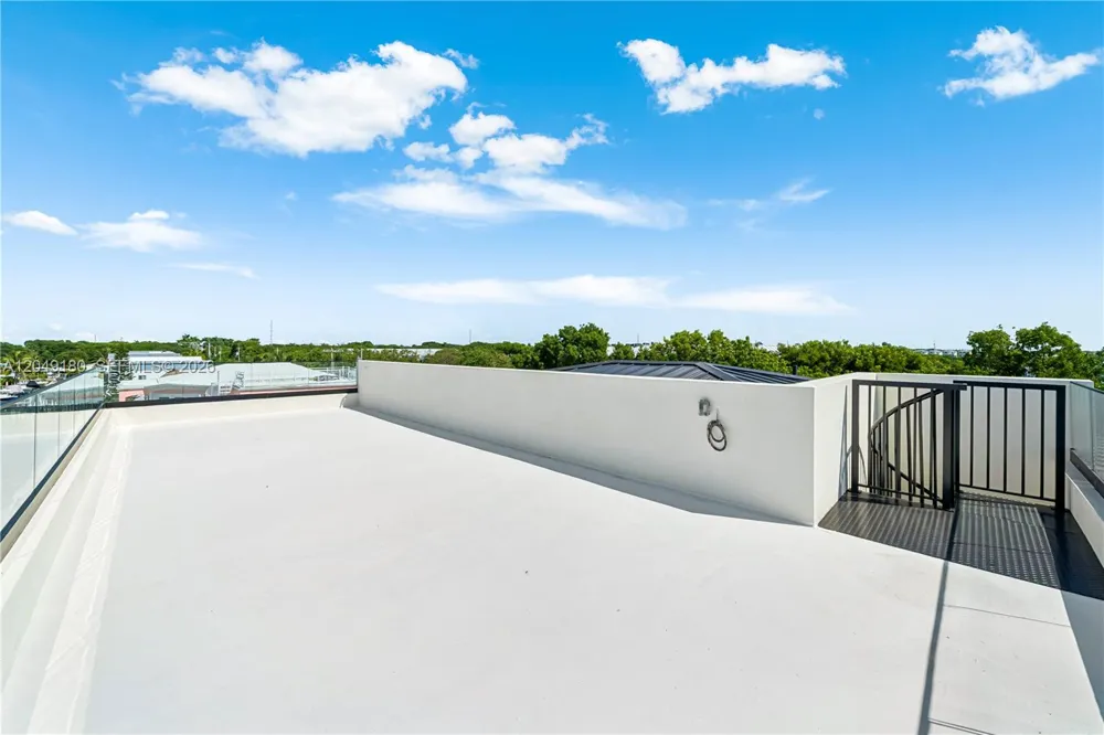 Address Not Shown Key Largo, FL 33037
