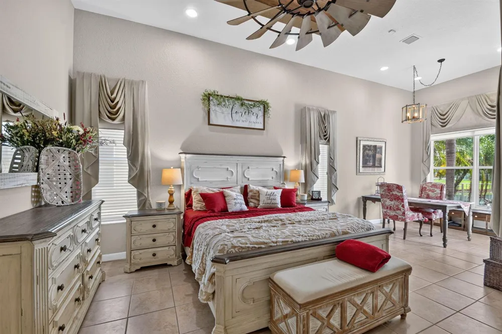 6839 Houlton Circle 