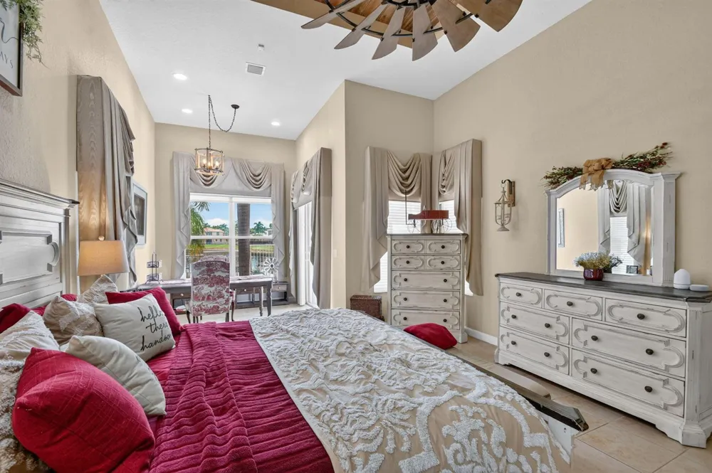 6839 Houlton Circle 