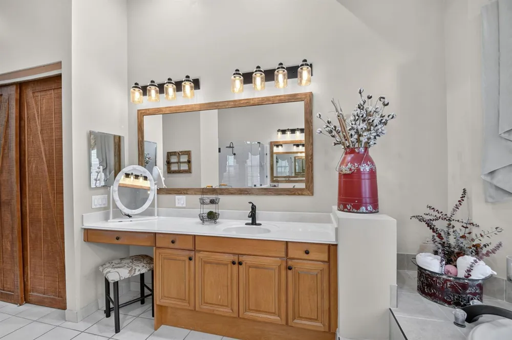 6839 Houlton Circle 