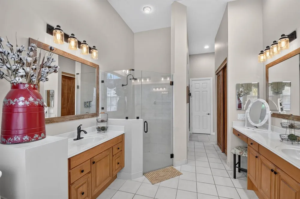 6839 Houlton Circle 