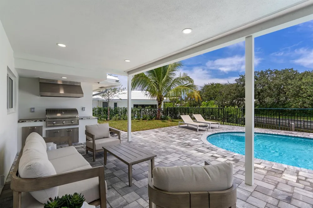 1090 SW Mulberry Way Boca Raton, FL 33486