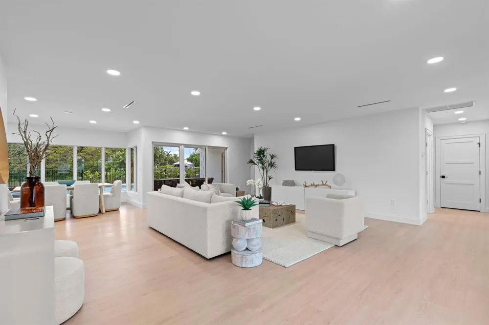 1090 SW Mulberry Way Boca Raton, FL 33486