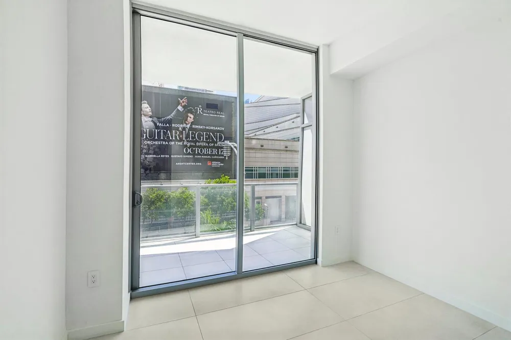 1400 BISCAYNE BOULEVARD #201 Miami, FL 33132