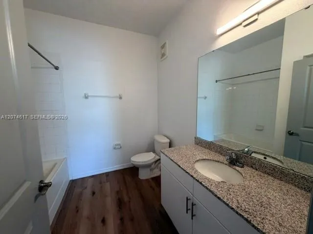 1471 Hawk Trace Loop #6-302 Kissimmee, FL 34746