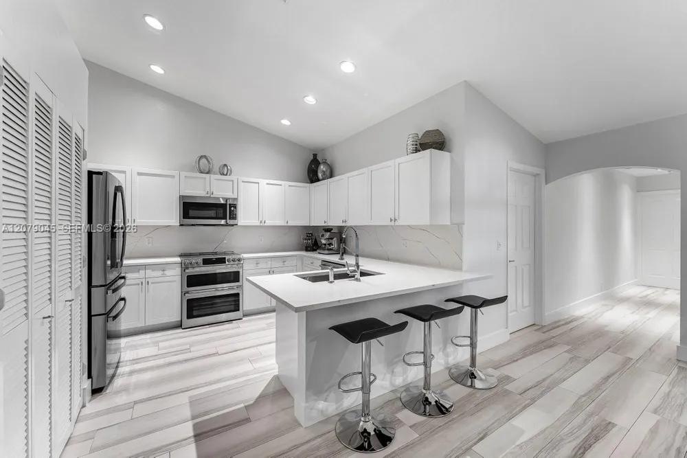 18425 Via Di Verona Boca Raton, FL 33496