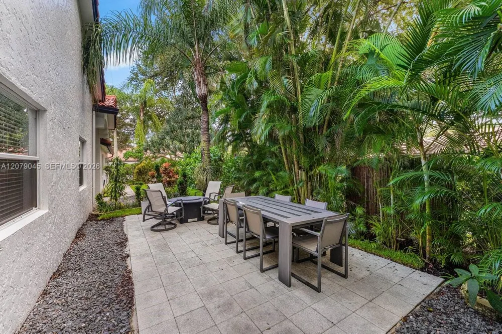 18425 Via Di Verona Boca Raton, FL 33496