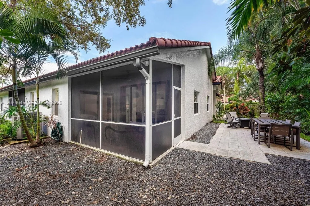 18425 Via Di Verona Boca Raton, FL 33496