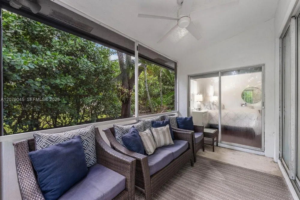 18425 Via Di Verona Boca Raton, FL 33496
