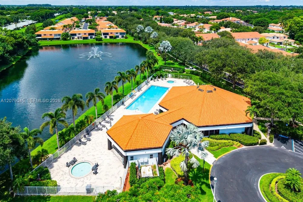 18425 Via Di Verona Boca Raton, FL 33496