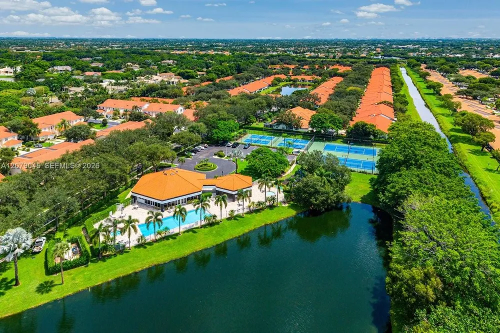 18425 Via Di Verona Boca Raton, FL 33496