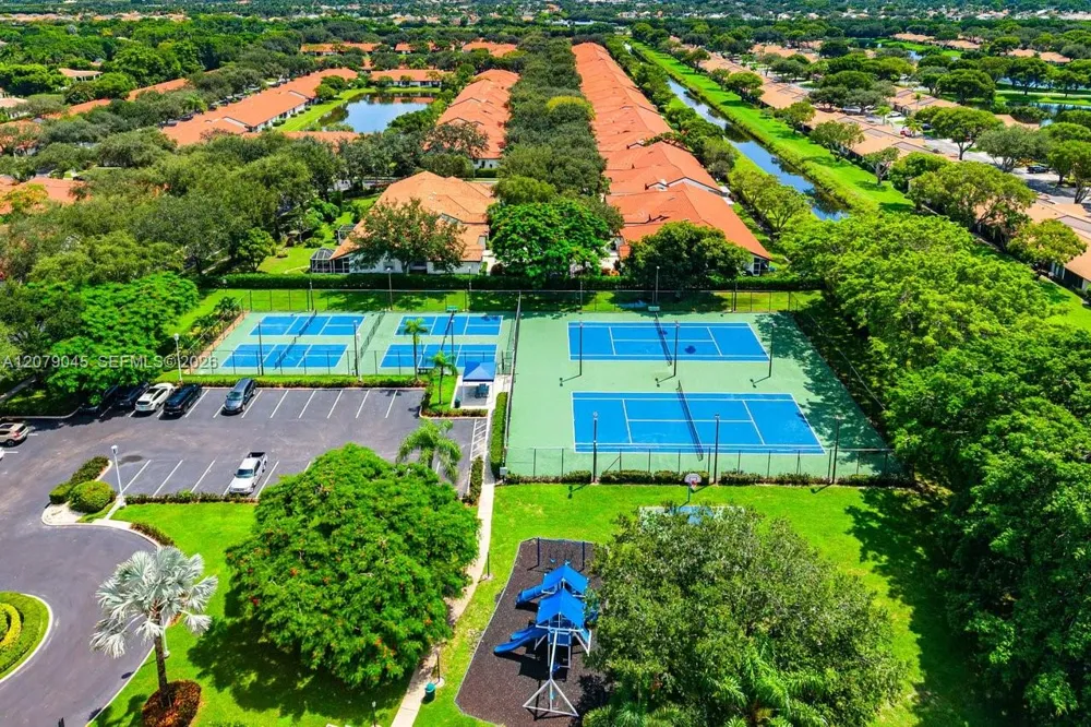 18425 Via Di Verona Boca Raton, FL 33496