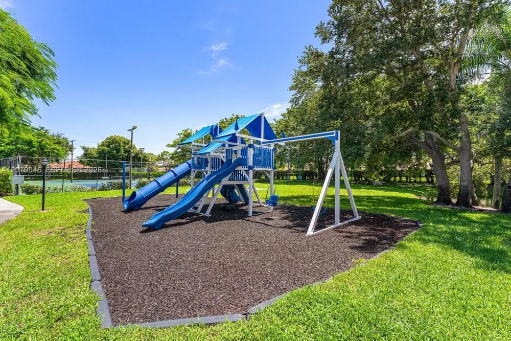 18425 Via Di Verona Boca Raton, FL 33496