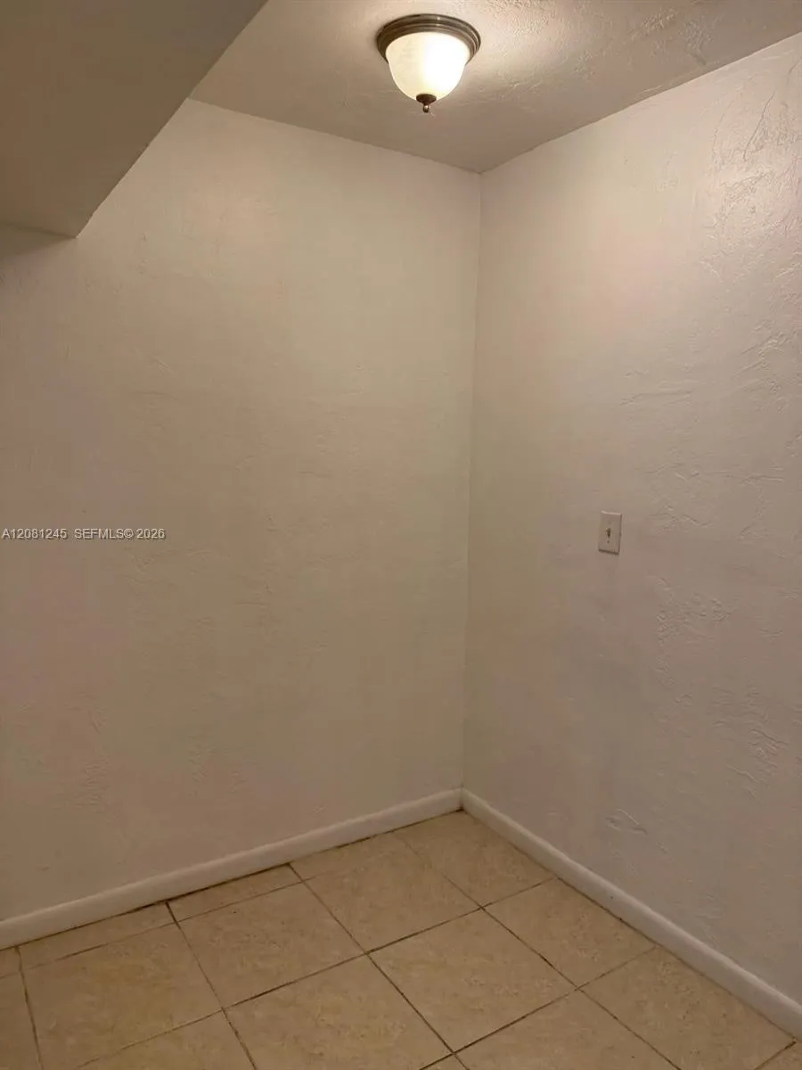 2175 NE 170th St #310 North Miami Beach, FL 33162