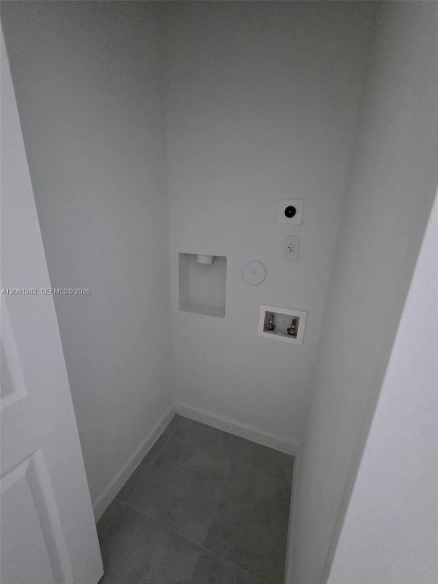 19571 SW 339 Terrace #1 Homestead, FL 33034