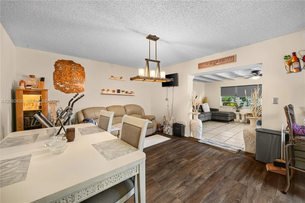 11701 SW 57th St Cooper City, FL 33330