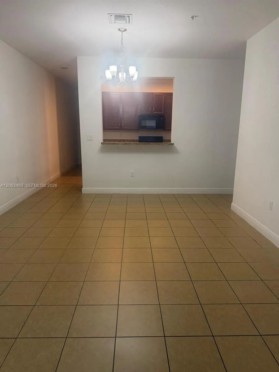 845 SW 147th Ave #1901 Pembroke Pines, FL 33027
