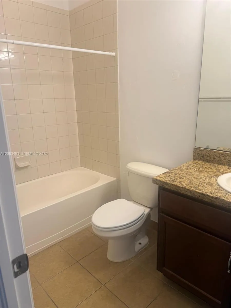 845 SW 147th Ave #1901 Pembroke Pines, FL 33027