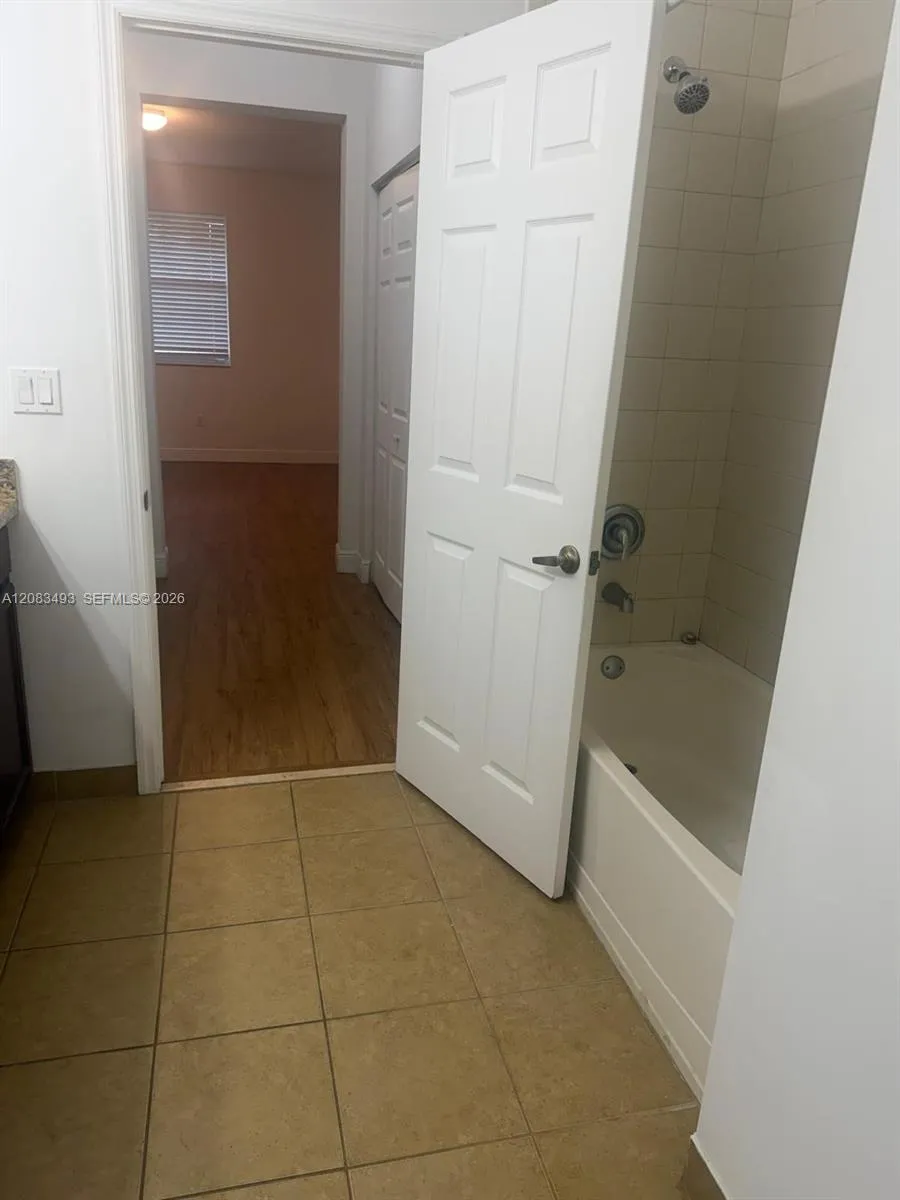 845 SW 147th Ave #1901 Pembroke Pines, FL 33027
