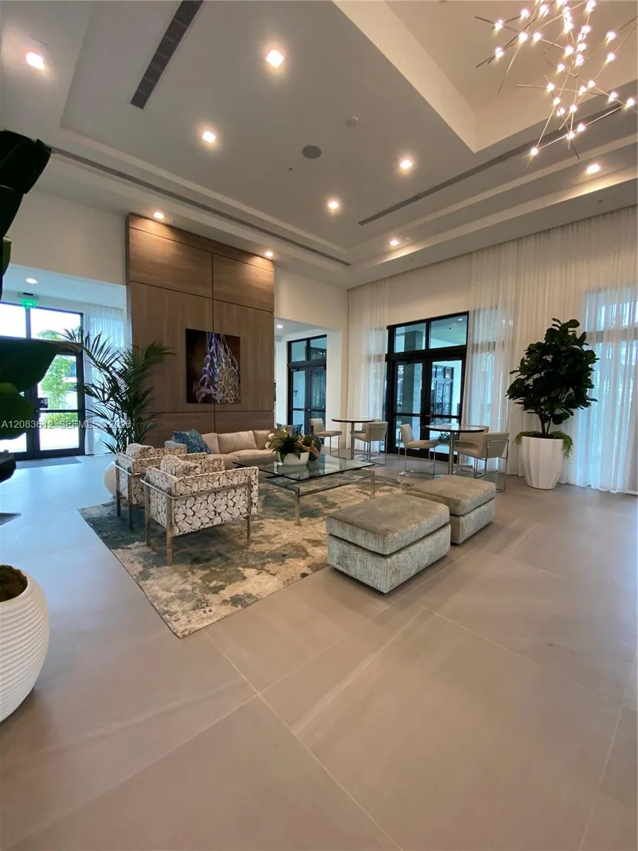 8281 NW 48th St #0 Doral, FL 33166