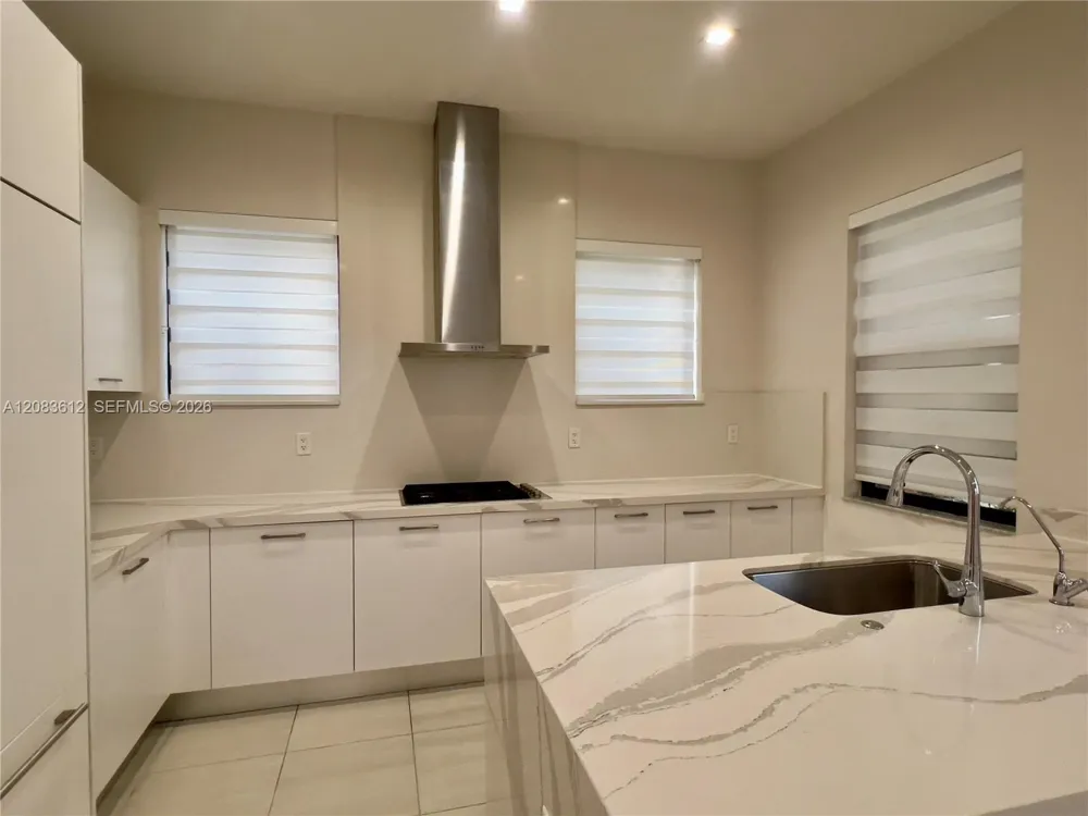 8281 NW 48th St #0 Doral, FL 33166