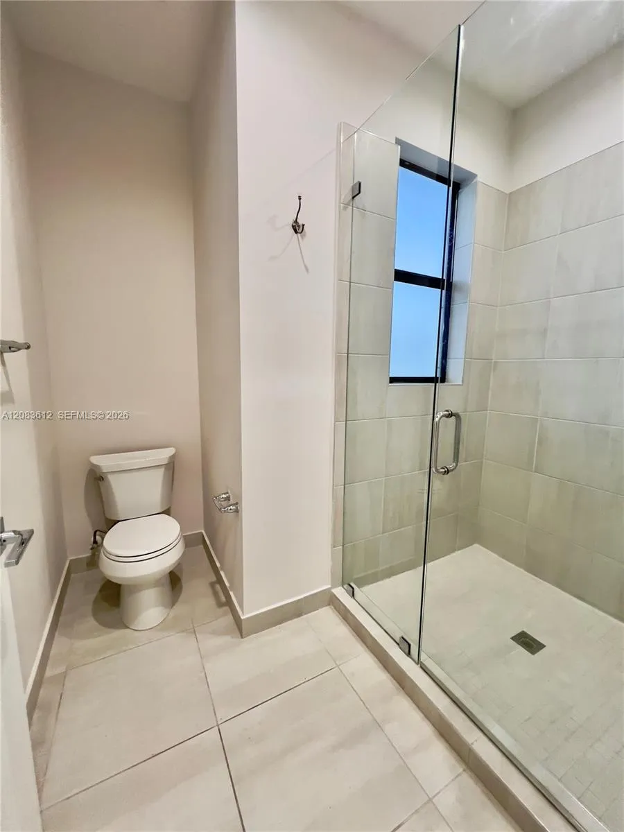 8281 NW 48th St #0 Doral, FL 33166