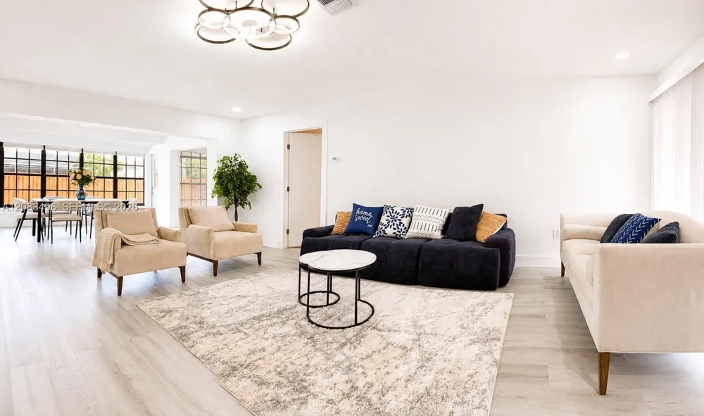 10171 NW 24th St Sunrise, FL 33322