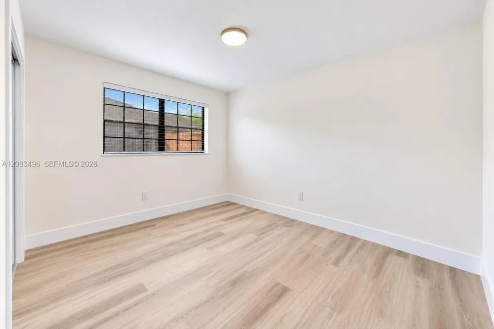10171 NW 24th St Sunrise, FL 33322