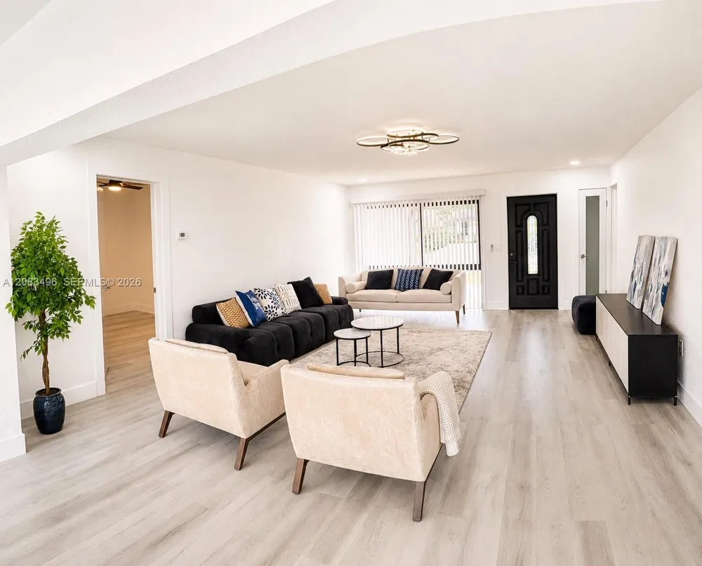 10171 NW 24th St Sunrise, FL 33322