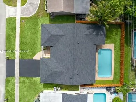 10171 NW 24th St Sunrise, FL 33322
