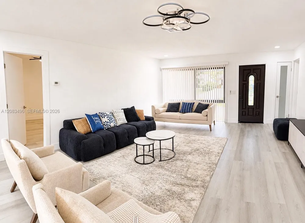 10171 NW 24th St Sunrise, FL 33322
