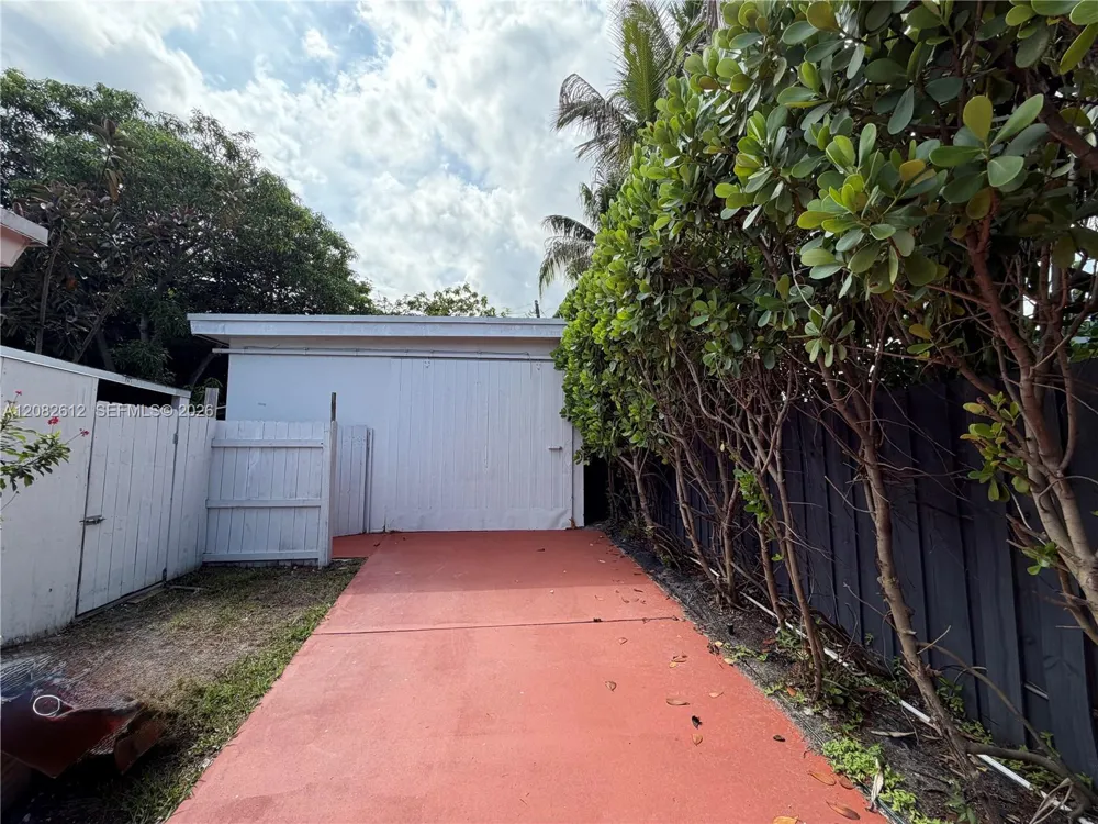 4265 NW 5th Ave #0 Oakland Park, FL 33309