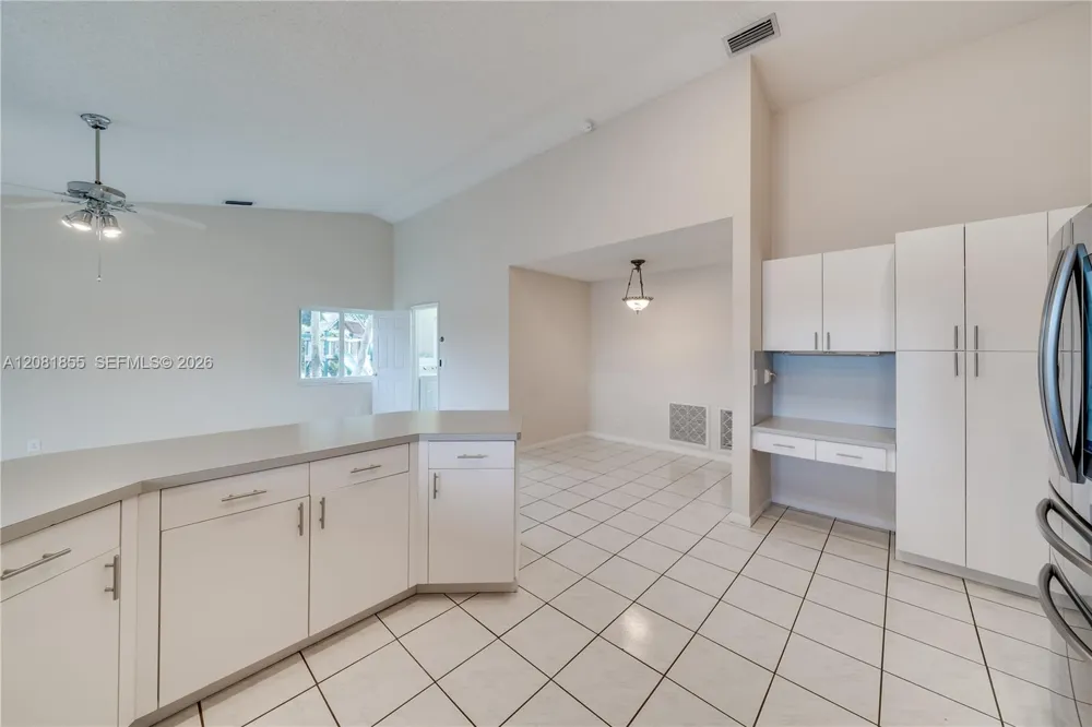 360 NW 107th Ave #360 Plantation, FL 33324