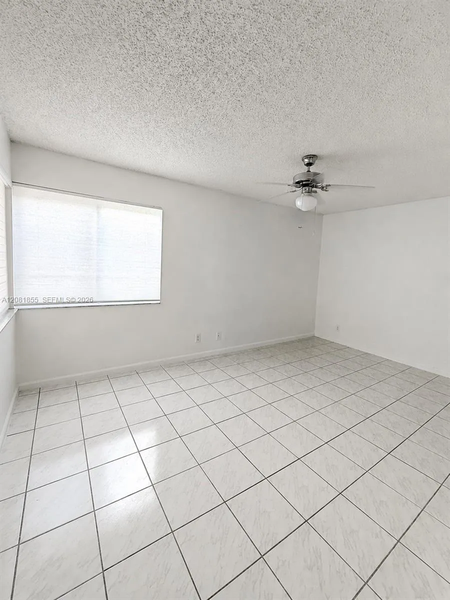 360 NW 107th Ave #360 Plantation, FL 33324
