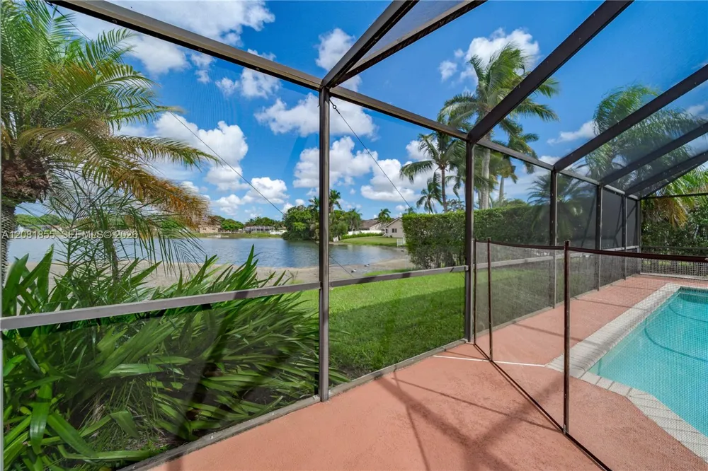 360 NW 107th Ave #360 Plantation, FL 33324