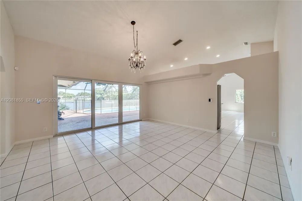 360 NW 107th Ave #360 Plantation, FL 33324
