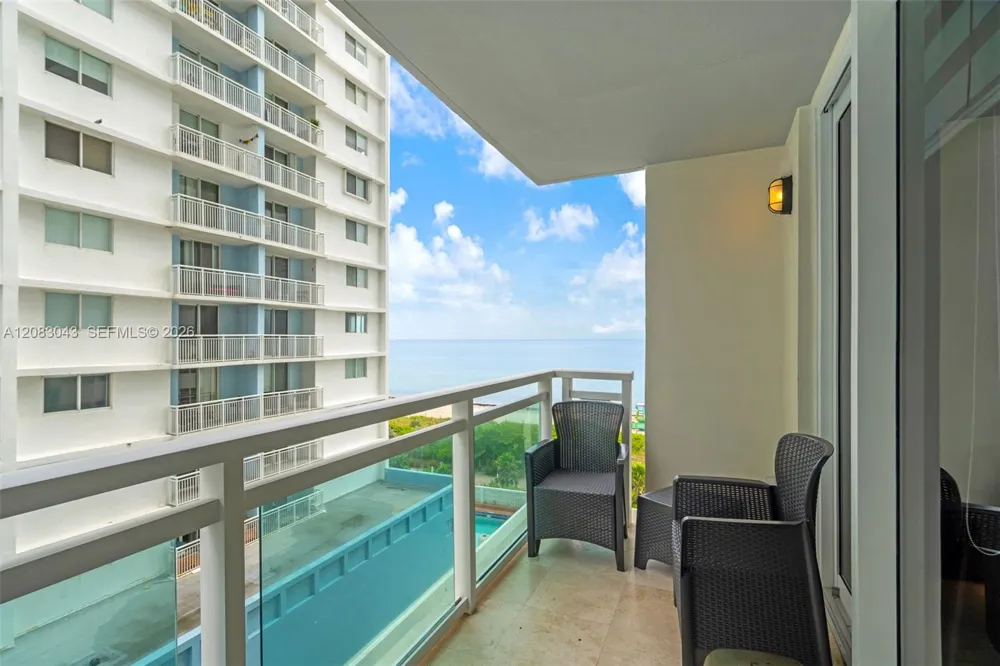 6917 Collins Ave #706 Miami Beach, FL 33141