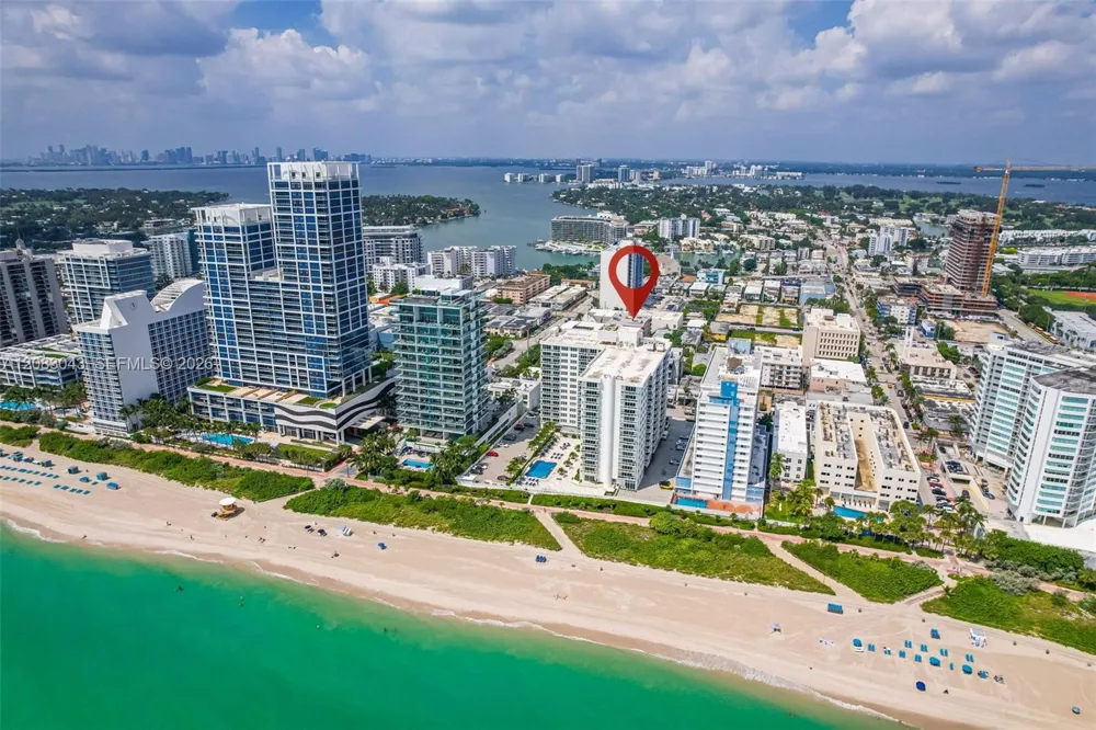 6917 Collins Ave #706 Miami Beach, FL 33141
