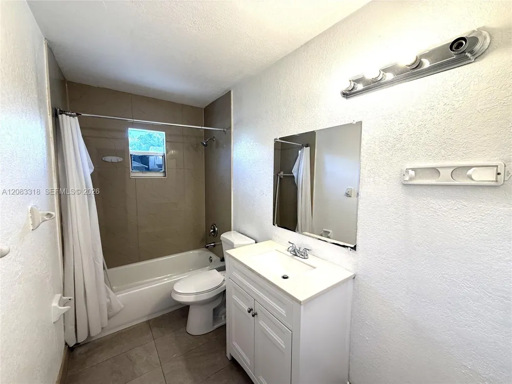 5321 NW 23rd St #181 Lauderhill, FL 33313