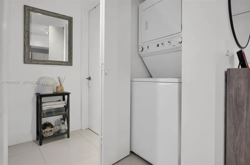 1010 SW 2nd Ave #2005 Miami, FL 33130