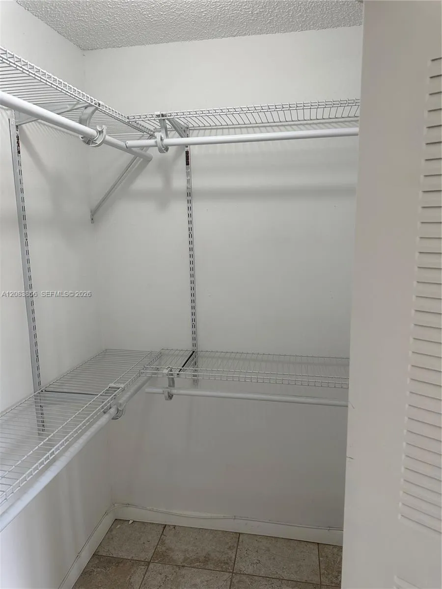 9435 Fontainebleau Blvd #206 Miami, FL 33172