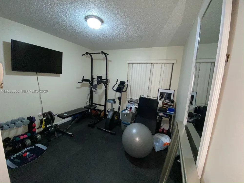 9435 Fontainebleau Blvd #206 Miami, FL 33172