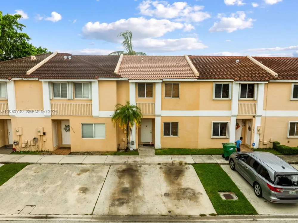 13975 SW 179th St Miami, FL 33177