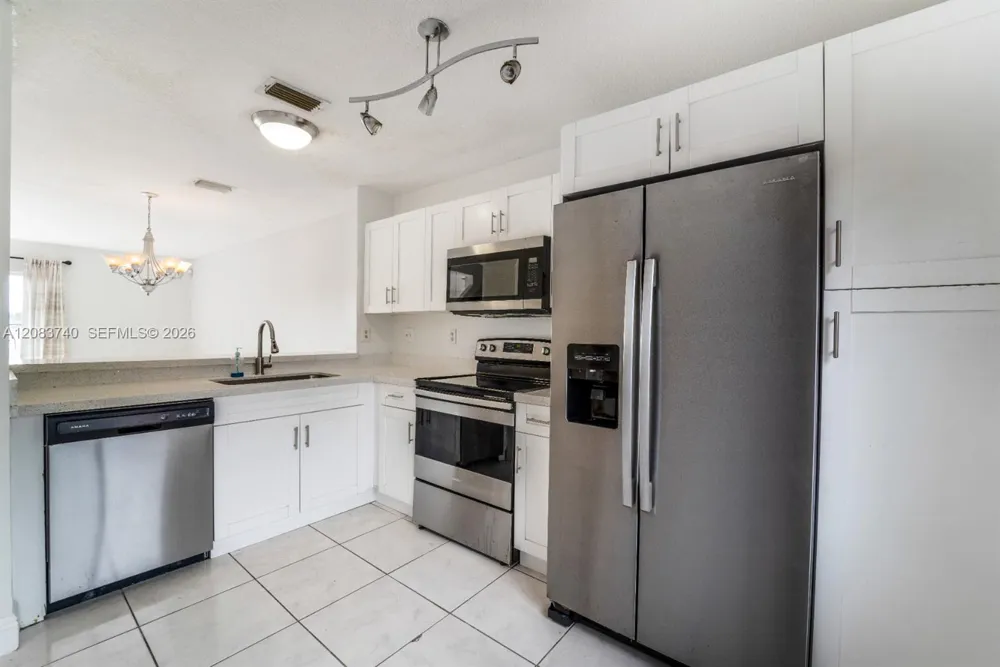 13975 SW 179th St Miami, FL 33177