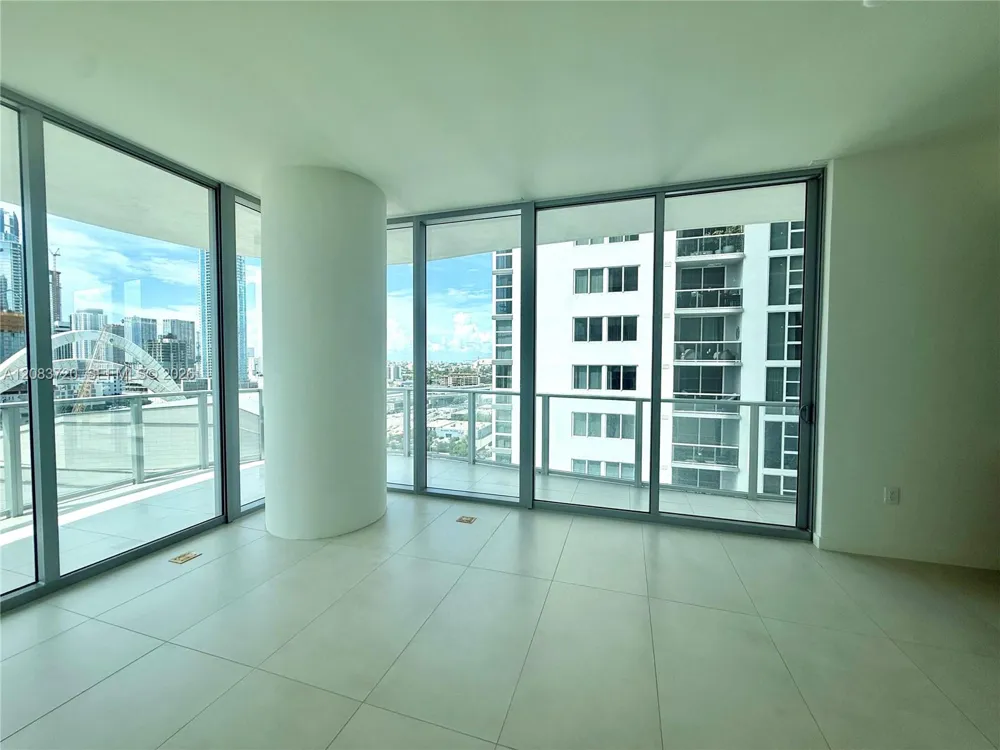 1400 Biscayne Blvd #1602 Miami, FL 33132